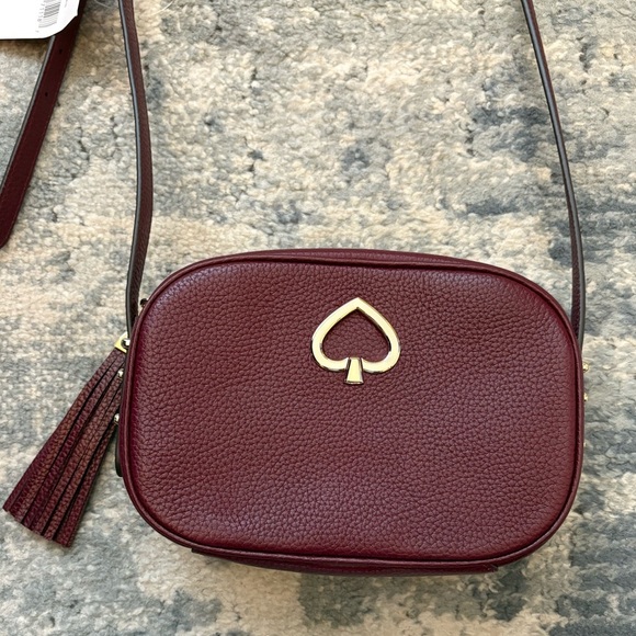 NWT! Kate Spade Kourtney Camera Bag Crossbody in Cherrywood - Picture 5 of 13